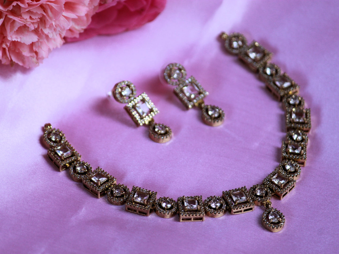 White Shriya Zirconia Jewellery Set