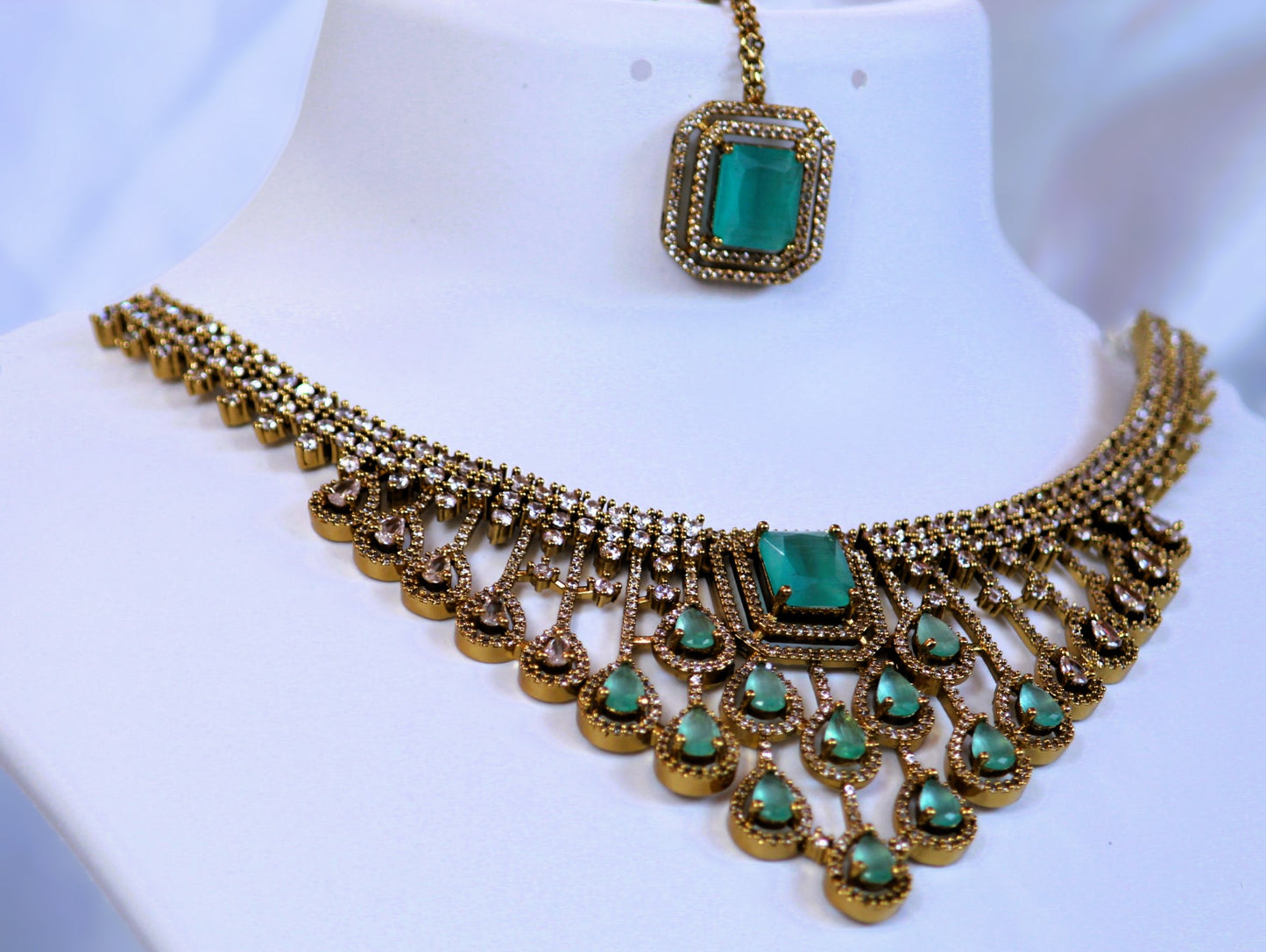 Mint Green Mahira Jewellery Set