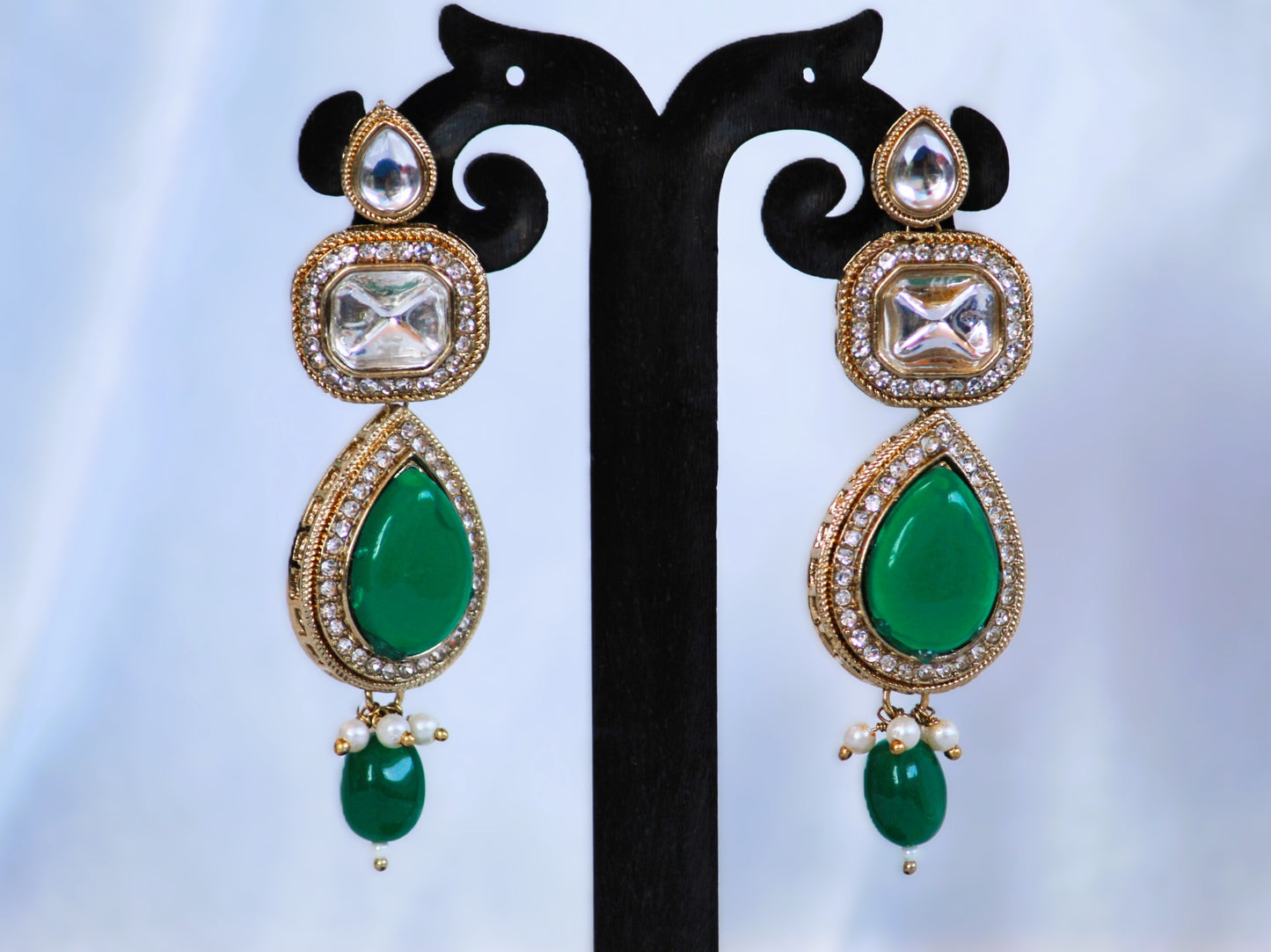 Emerald Rachita Kundan Jewellery Set