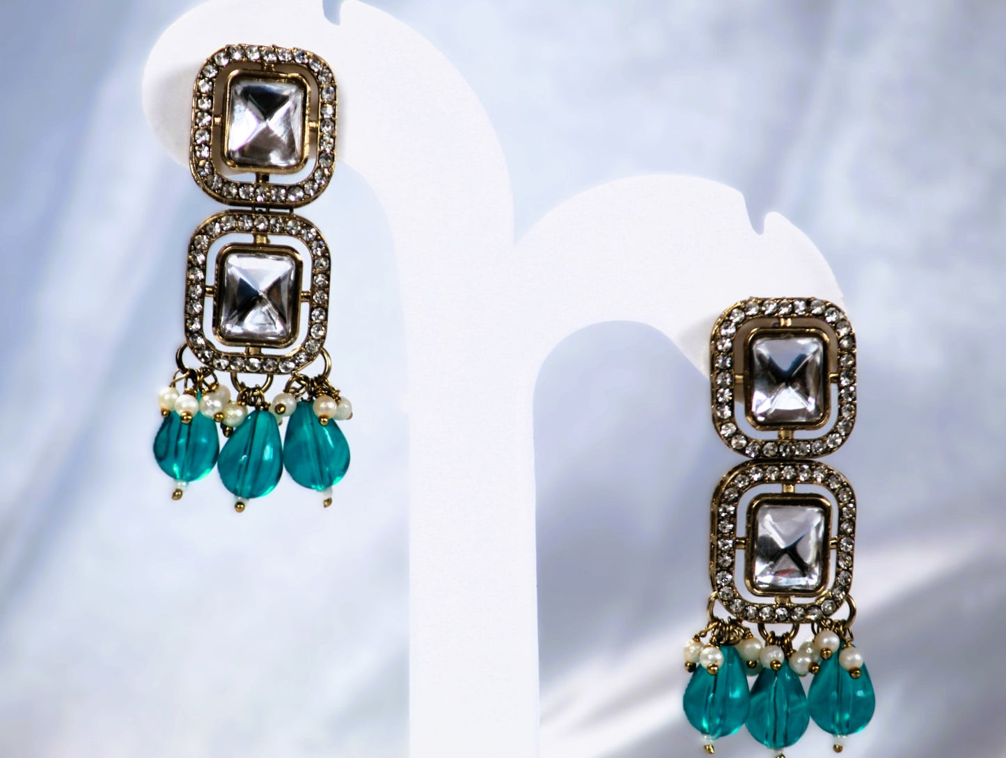 Green Bhuvi Kundan Jewellery Set