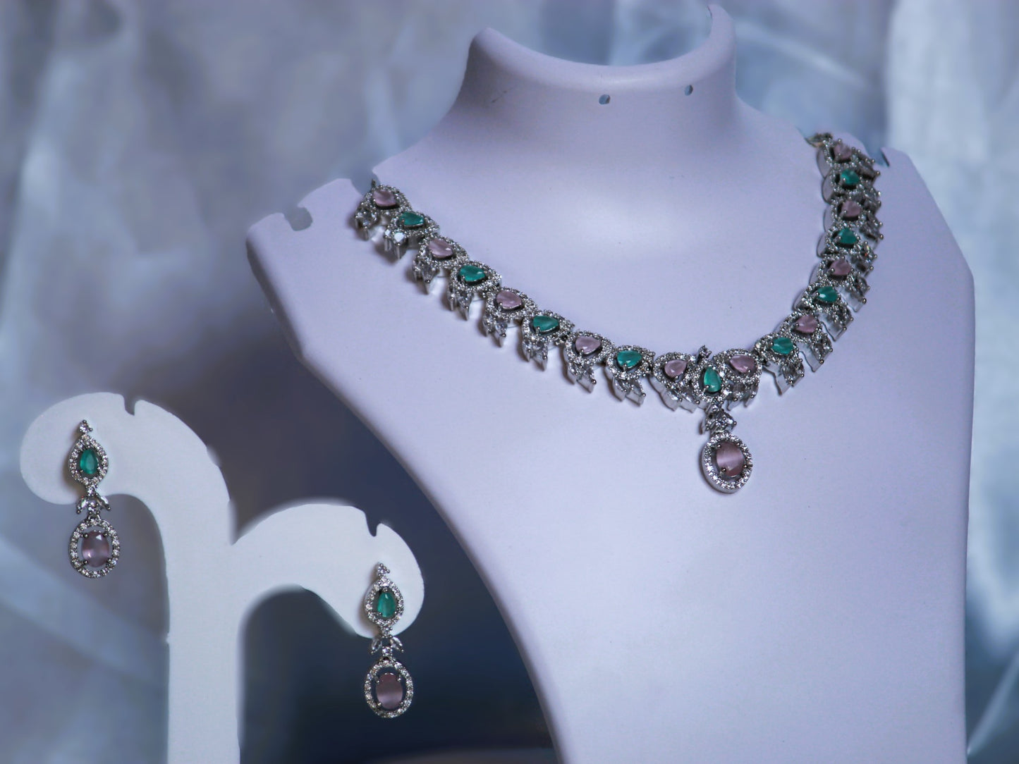 Mint Lavina Zirconia Jewellery Set