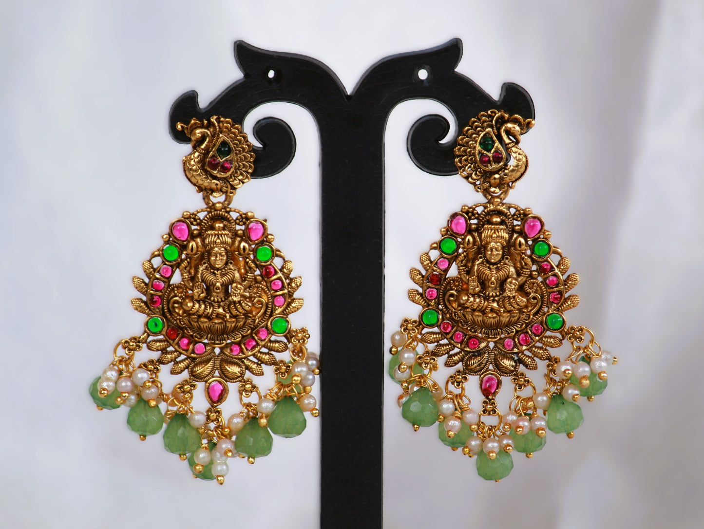 Green Soujanya Temple Jewellery Set