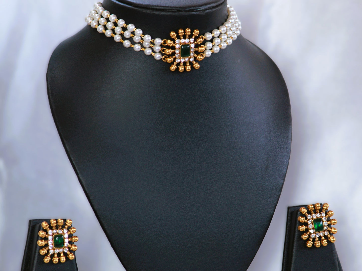 Green Kriti Pearl Jewellery Set