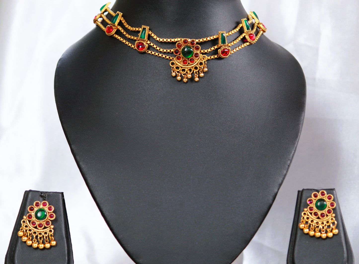 Multicolor Sanidhya Jewellery Set