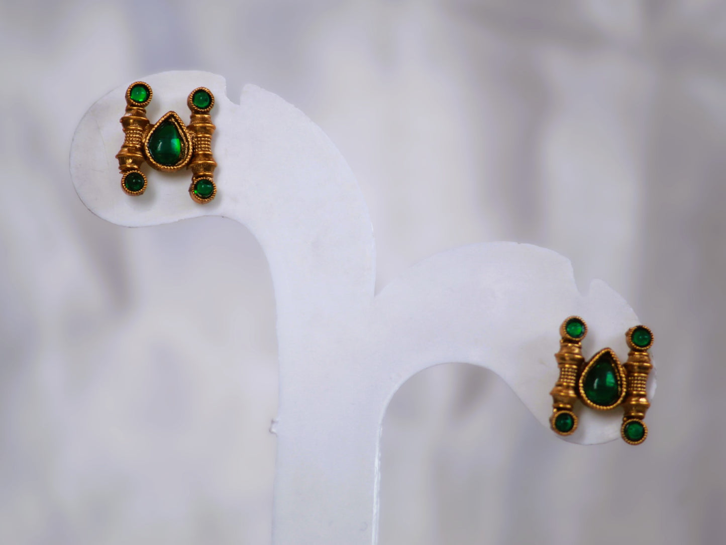 Green Ashitha Antique Jewellery Set