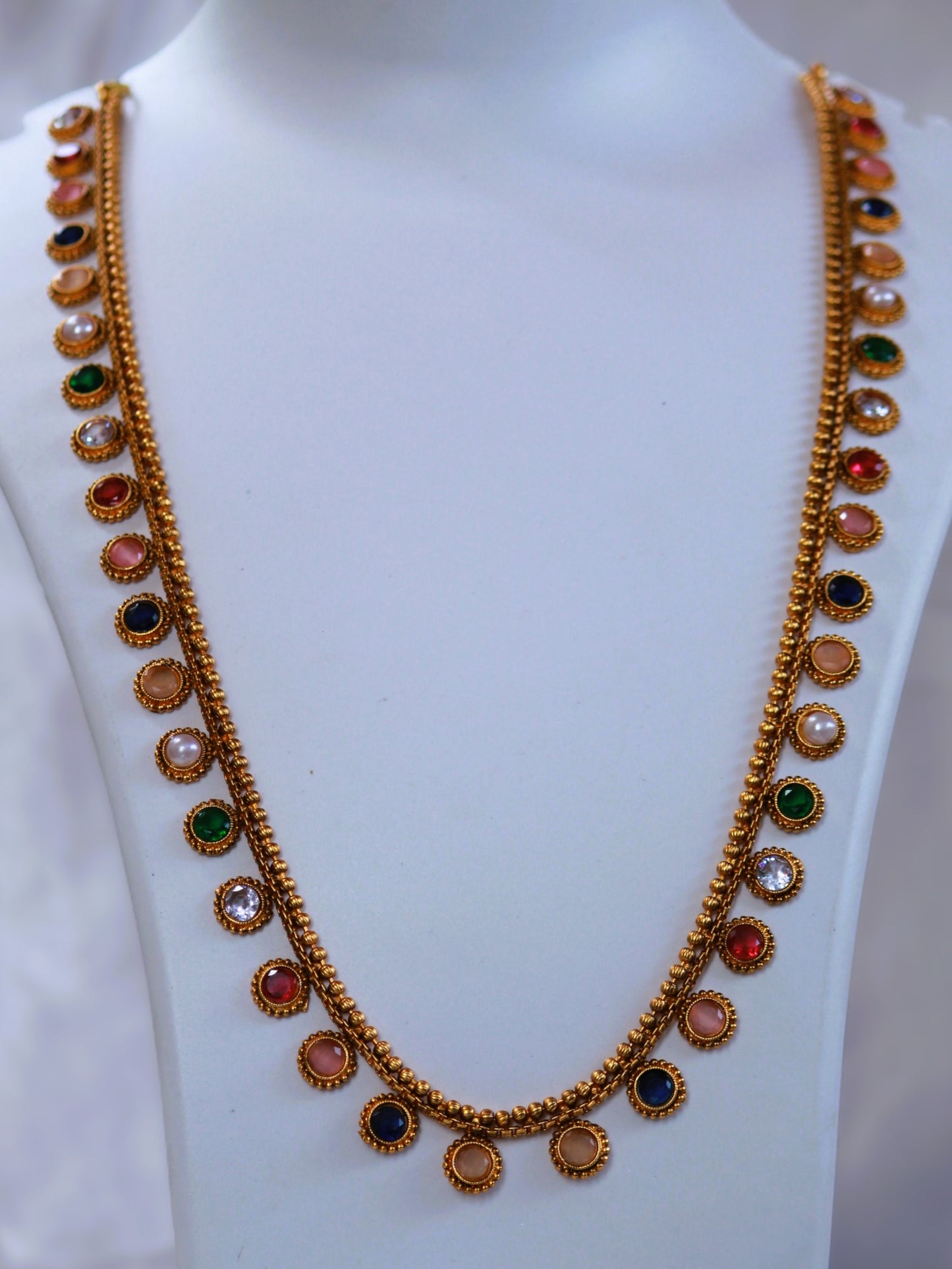 Navaratna Sudeeksha Jewellery Set