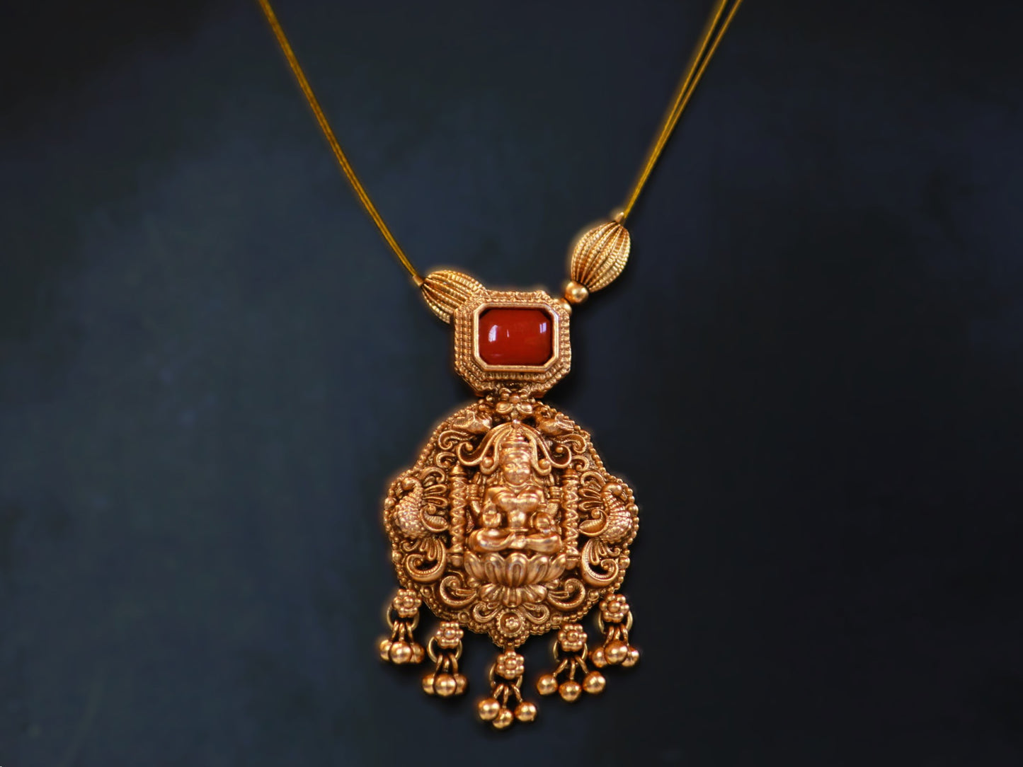 Golden Bhairavi Invisible chain