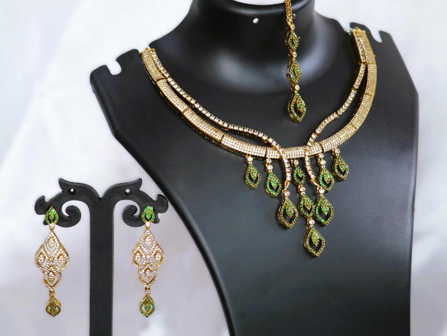 Green Sharmika Zirconia Jewellery Set