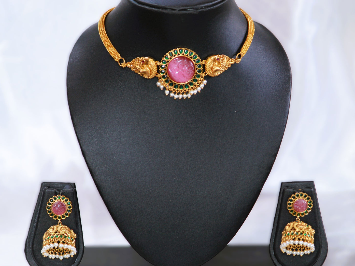 Green Aashvi Ethnic Jewellery Set