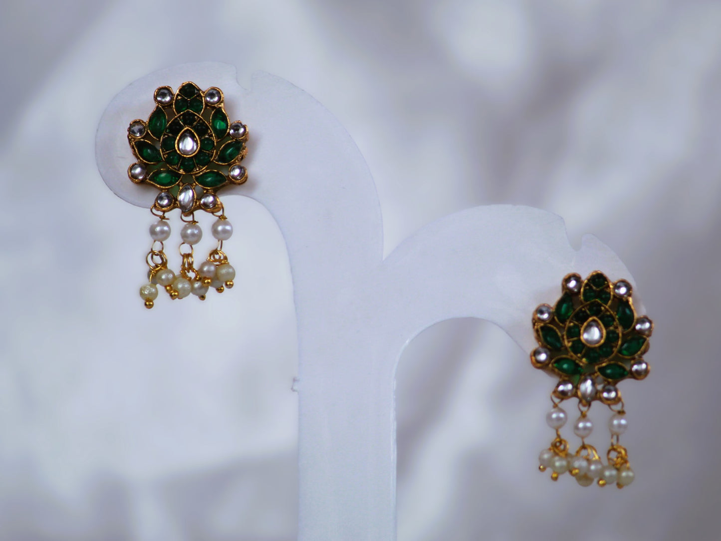 Green Pushpa Jewellery Set