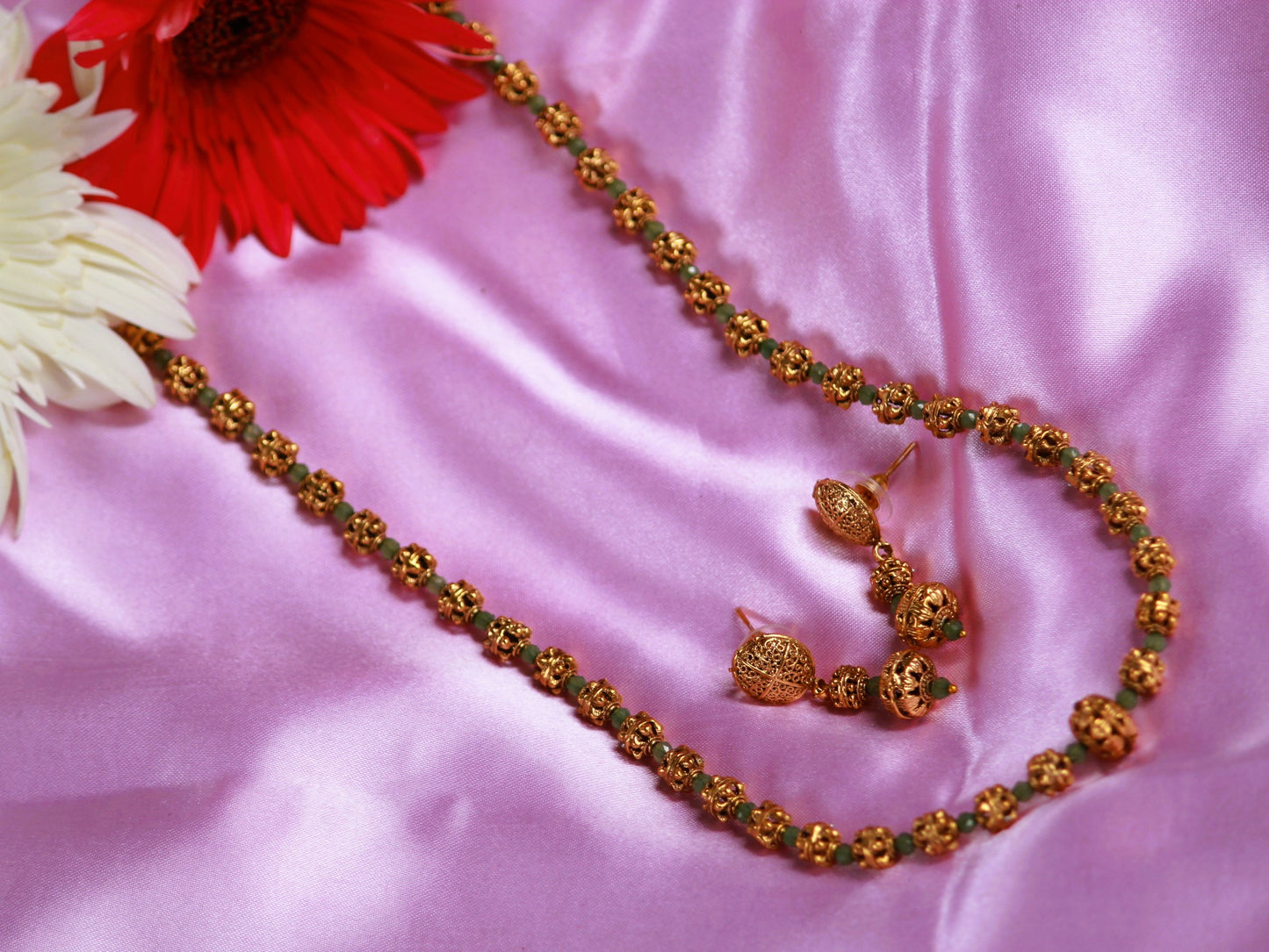 Green Sushmita Antique Jewellery Set