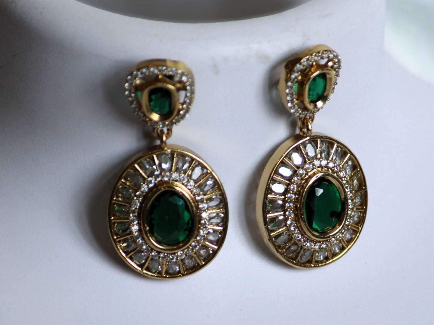 Green Raksha Zirconia Hasli Set