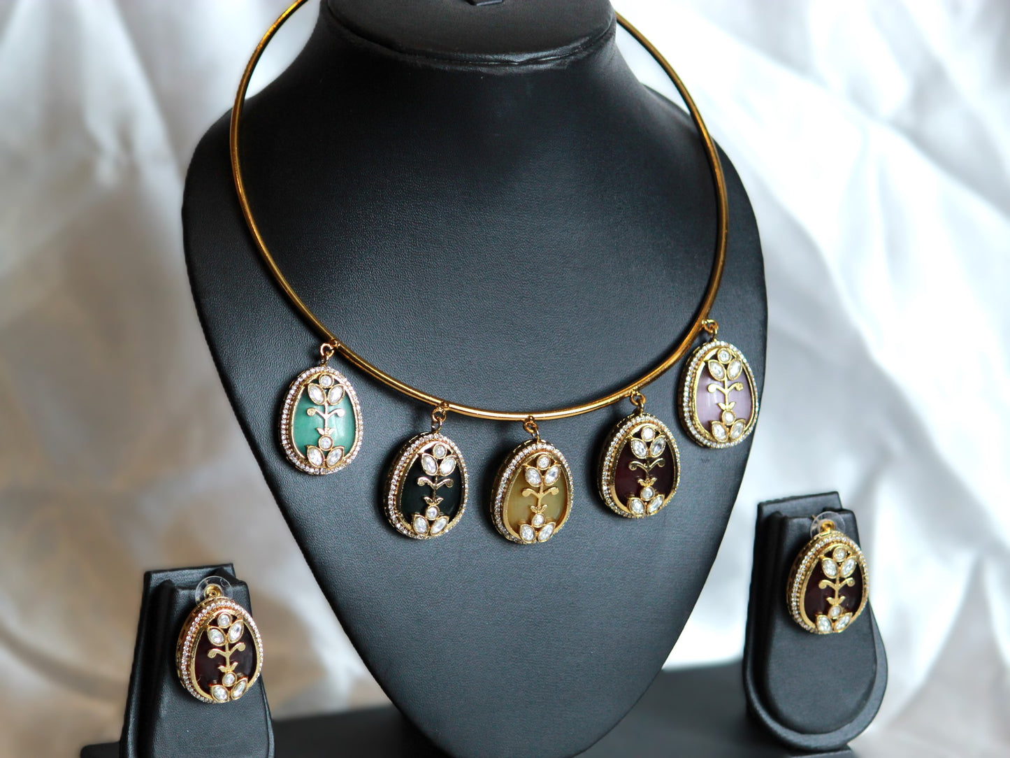Multicolor Hansika MOP Zirconia Hasli Set