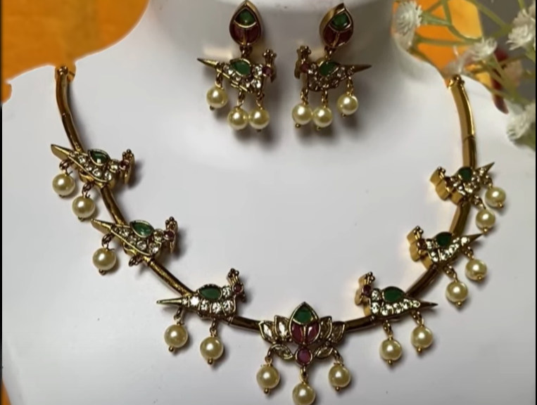 Multicolor Shivashvi Jewellery Set