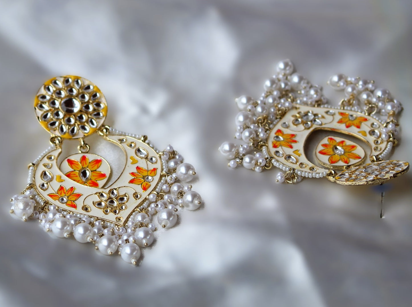 White Keya Chandbalis