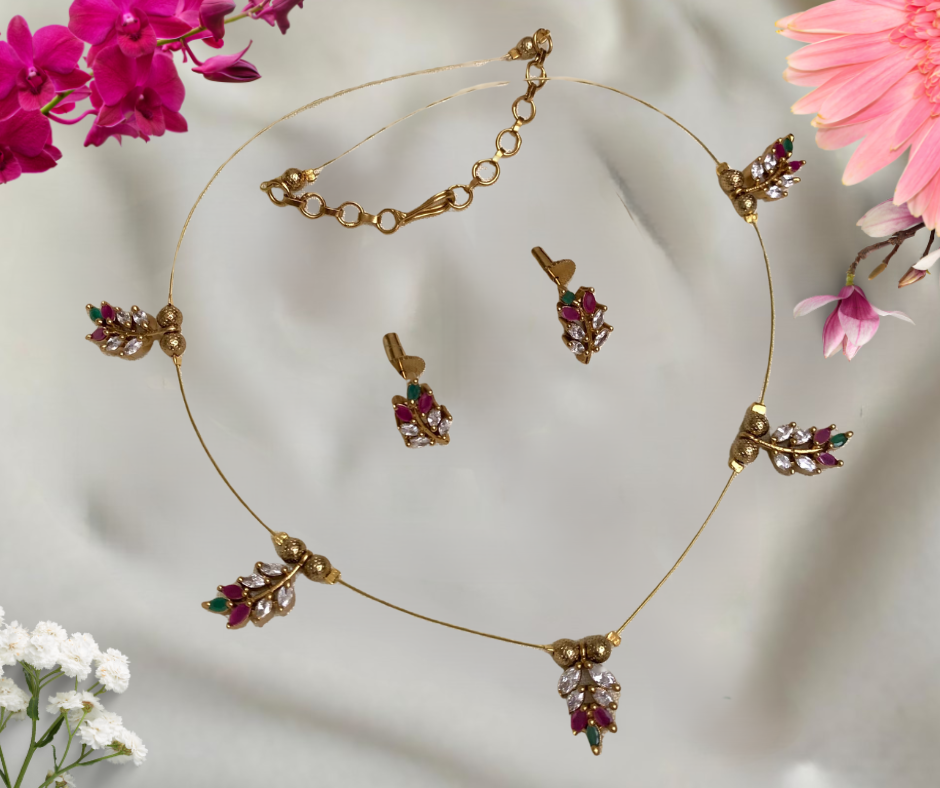 Multicolor Mrunal Antique Jewellery Set