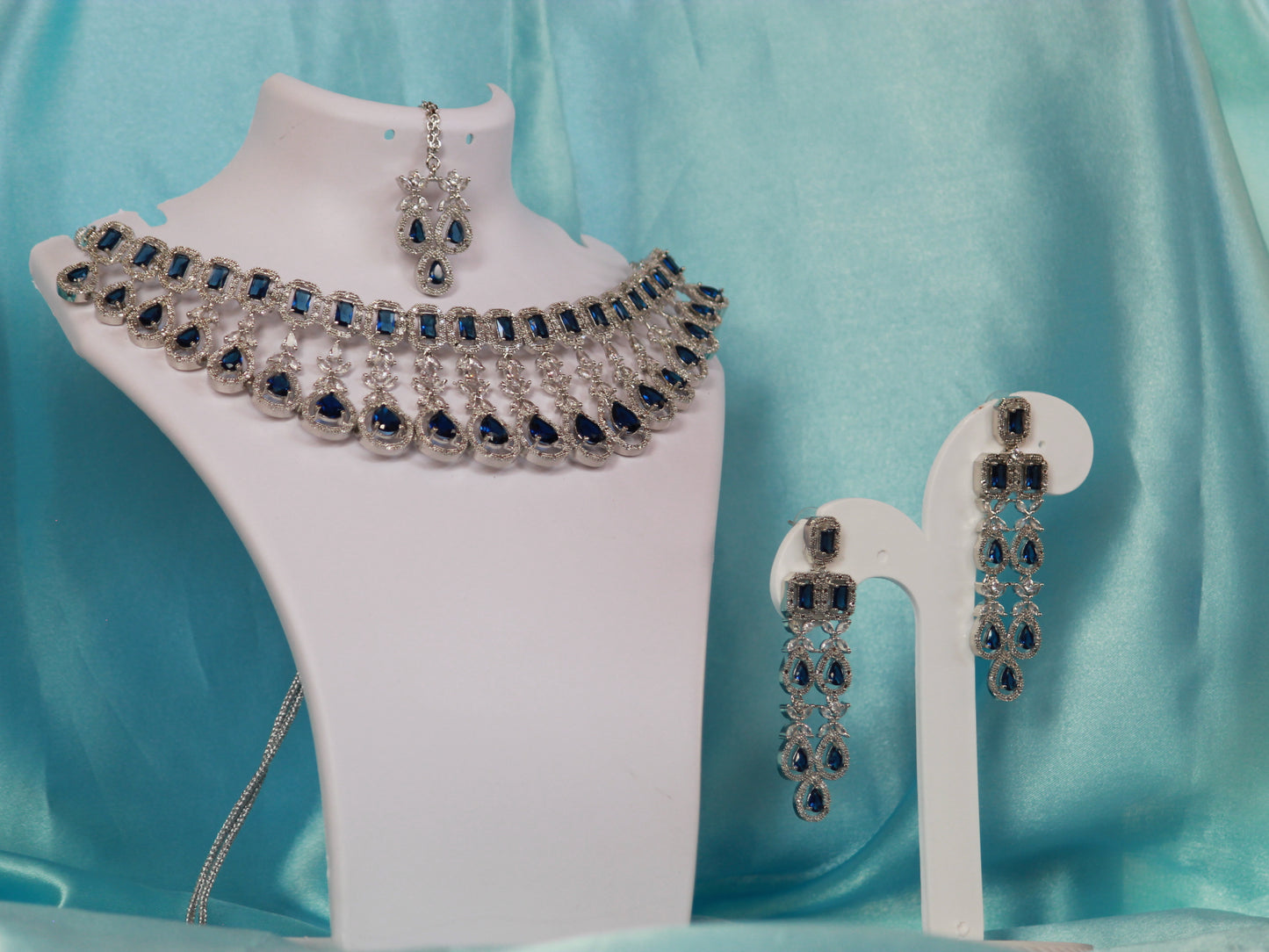 Navy Raahi Zirconia Jewellery Set