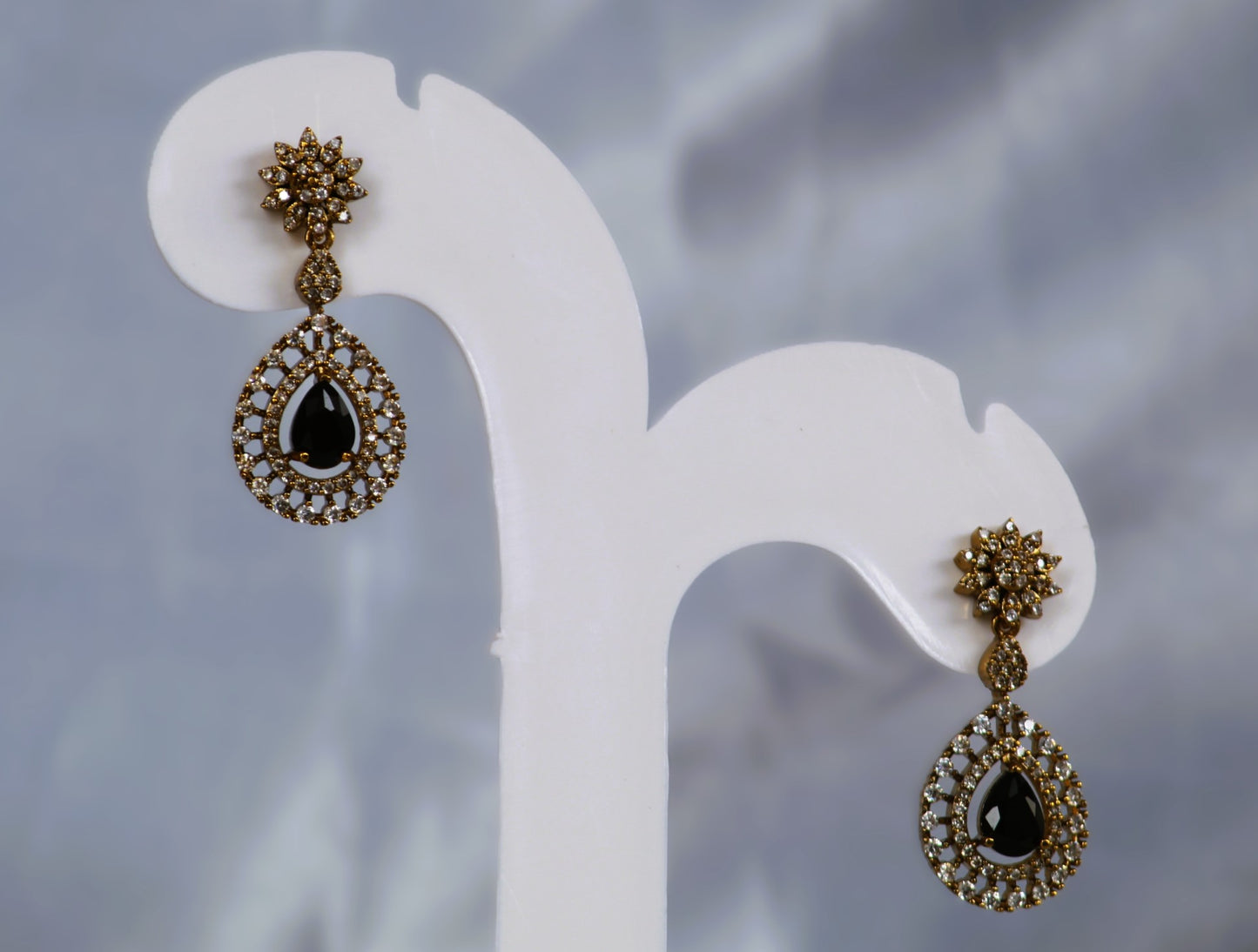 Black Mahika Zirconia Jewellery Set