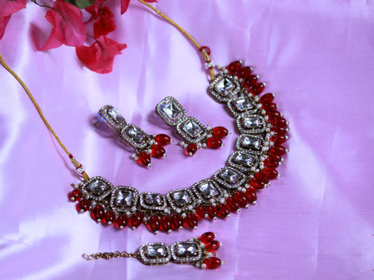 Maroon Bhuvi Kundan Jewellery Set