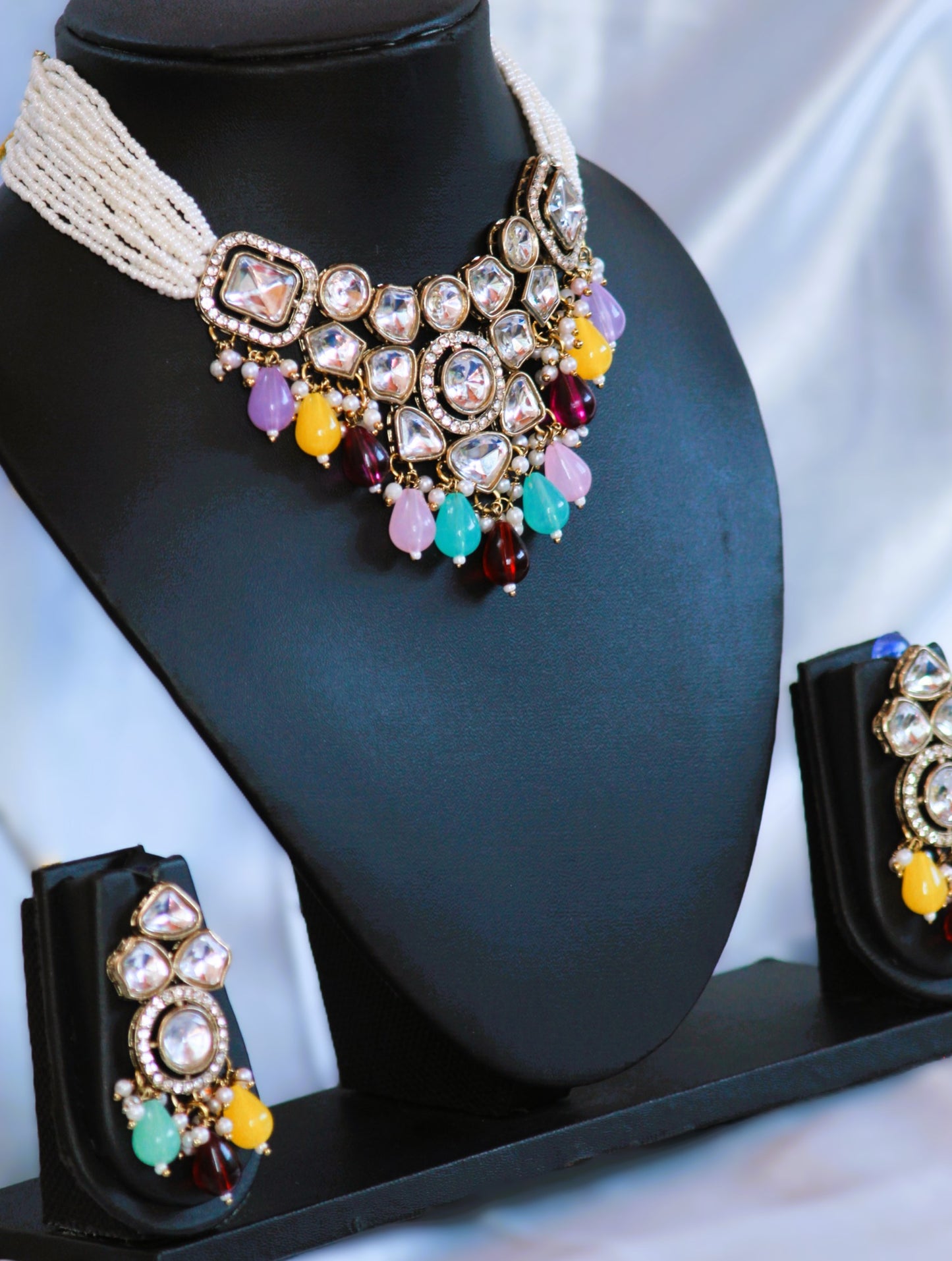 Multicolor Gamya Kundan Jewellery Set