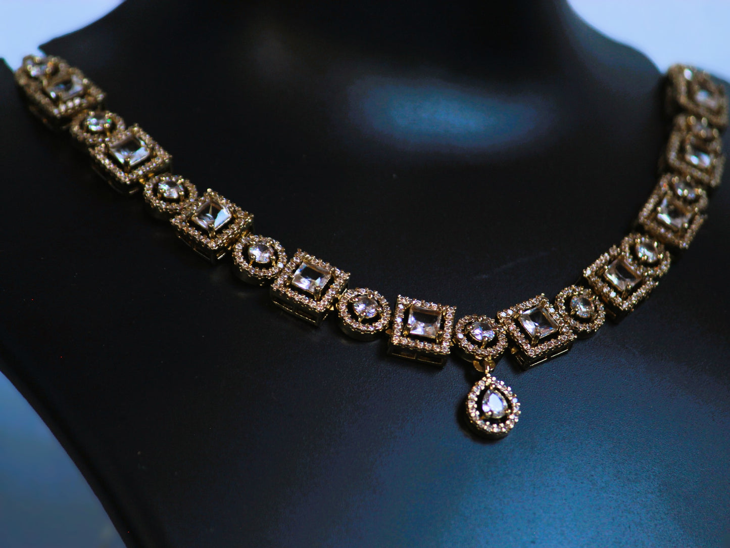 White Shriya Zirconia Jewellery Set