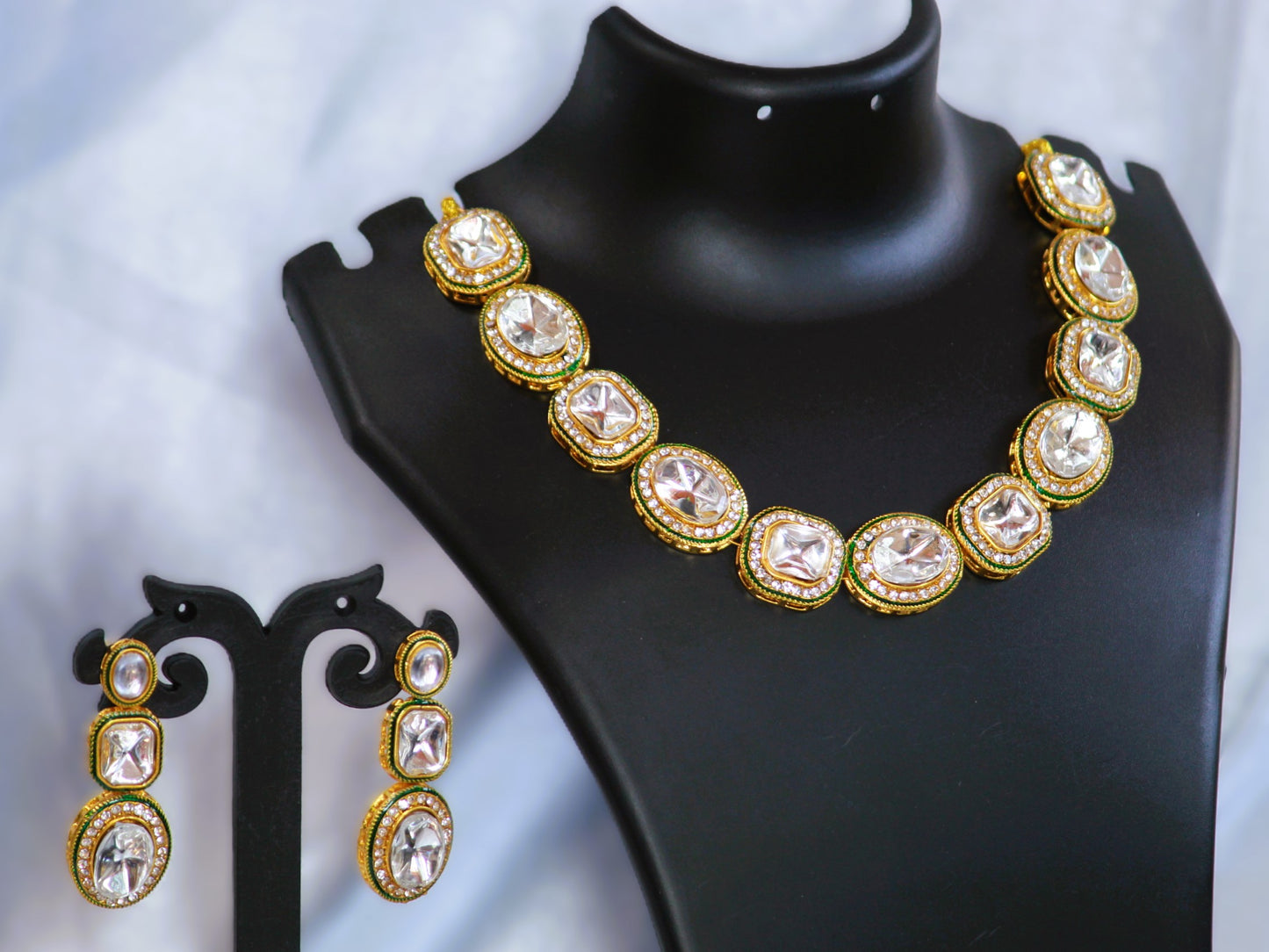 Golden Ragavi Kundan Jewellery Set
