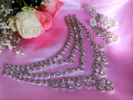White Saina Zirconia Jewellery Set