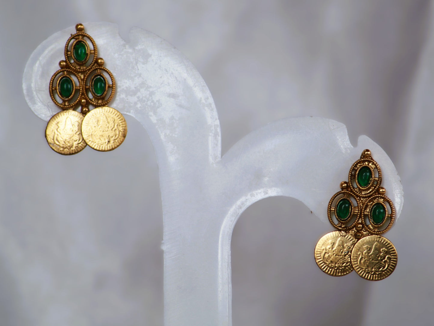 Green Aarvi Antique Jewellery Set