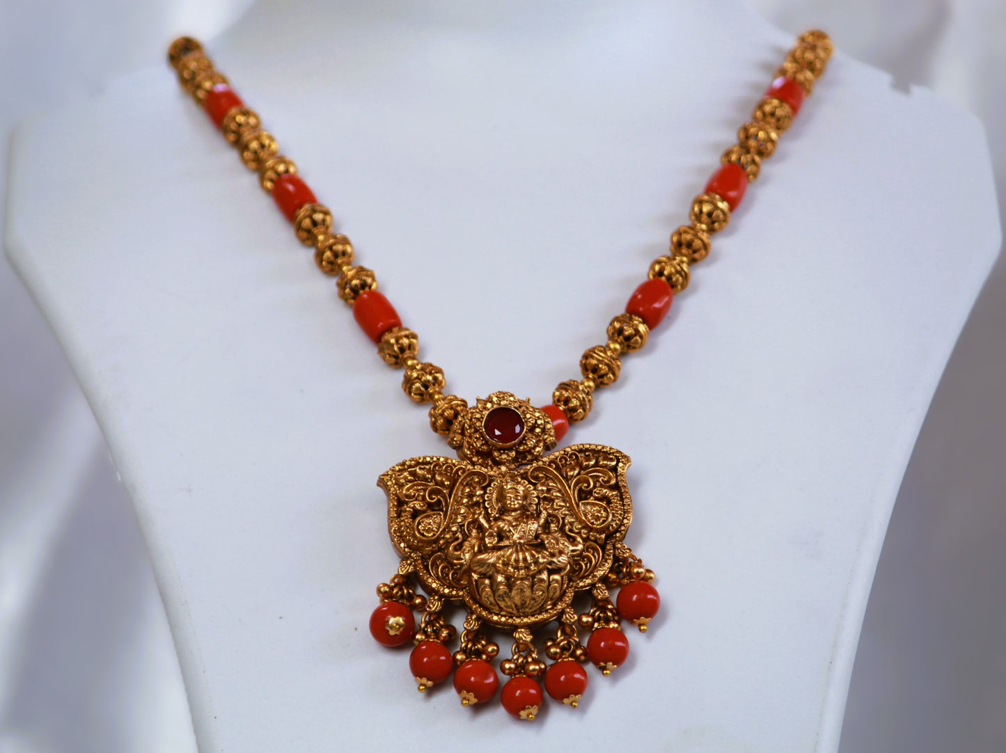 Golden Bhargavi Temple Jewellery Set