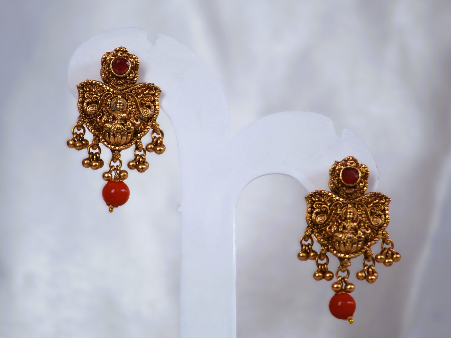 Golden Bhargavi Temple Jewellery Set