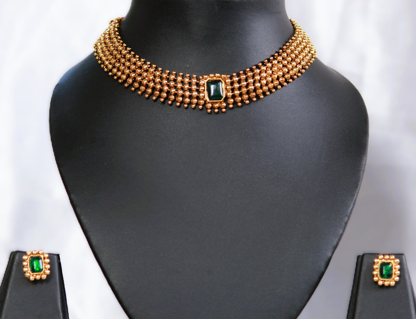 Green Kashvi Antique Jewellery Set