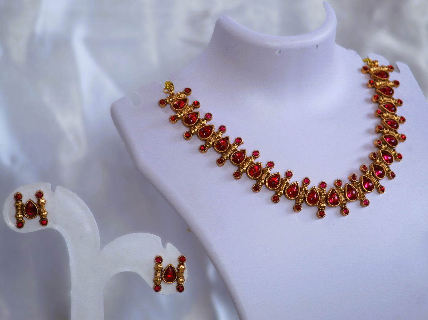 Kemp Ashitha Antique Jewellery Set
