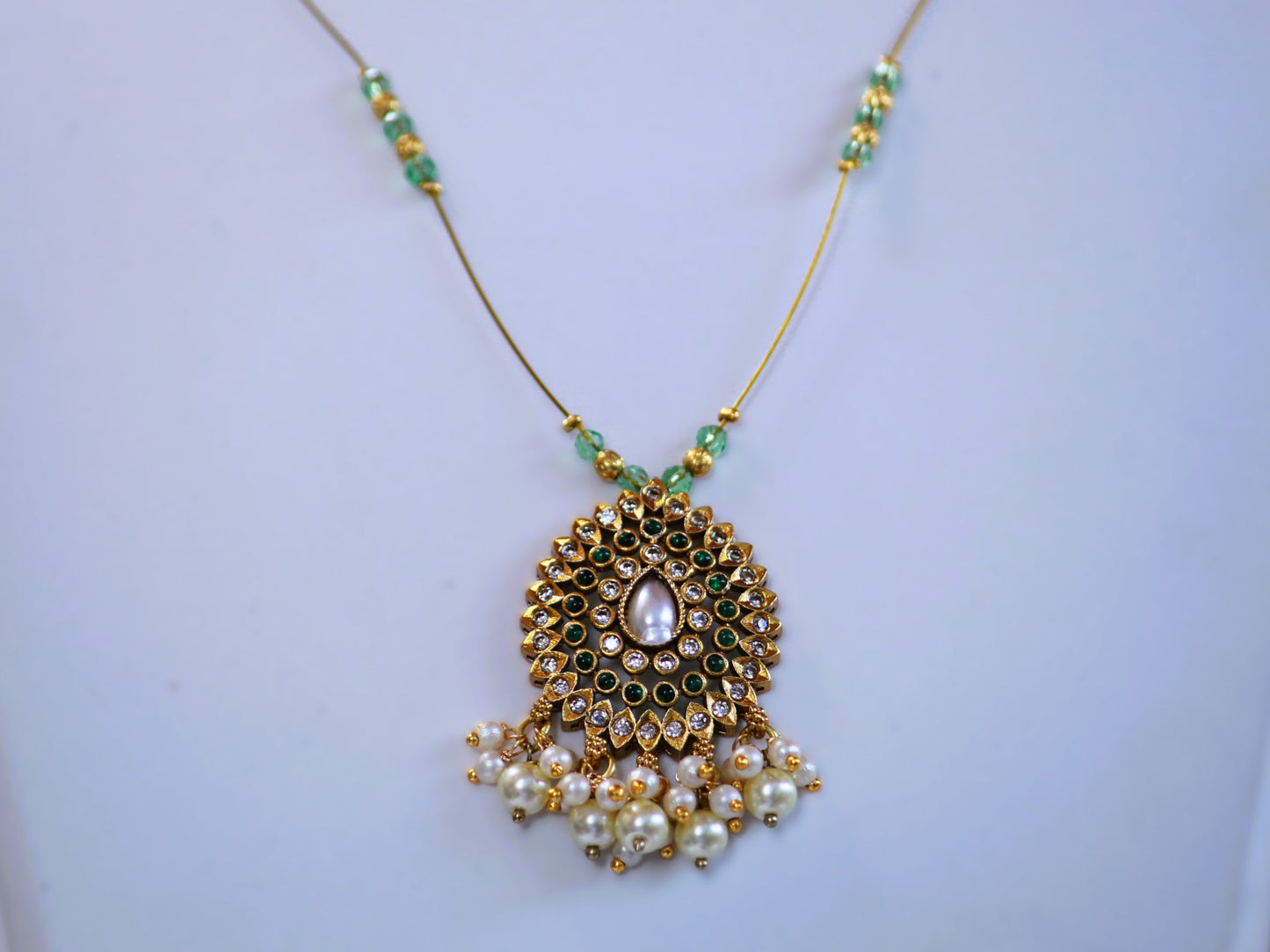 Green Anu Invisible Chain