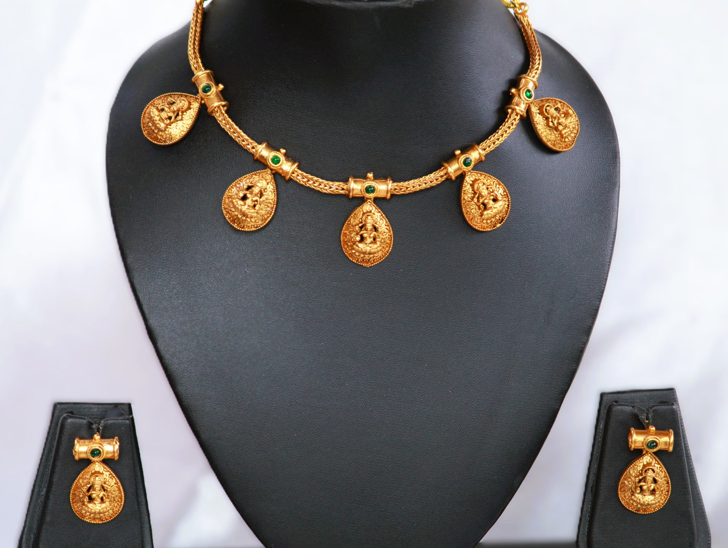 Golden Harini Temple Jewellery Set
