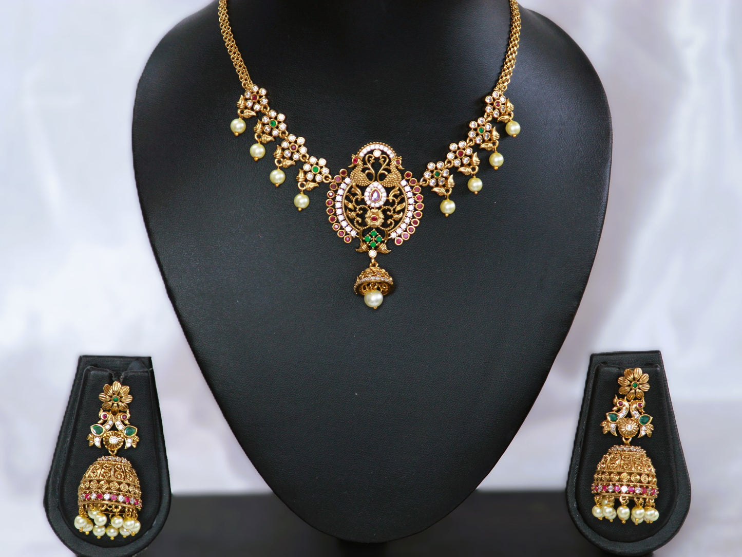 Golden Sarika Antique Jewellery Set