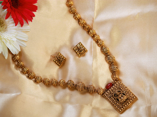 Golden Shankari Temple Jewellery Set