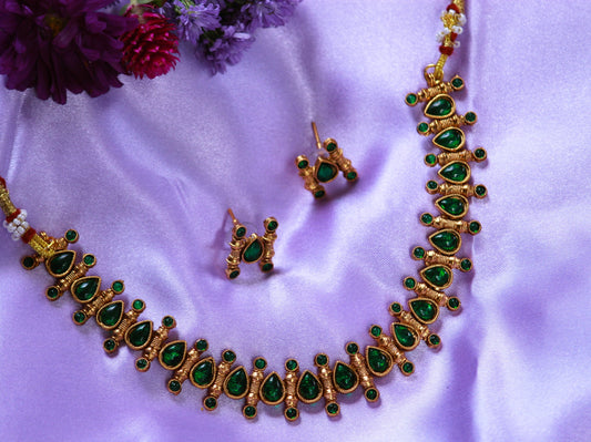 Green Ashitha Antique Jewellery Set