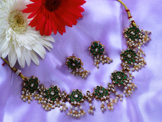 Green Pushpa Jewellery Set