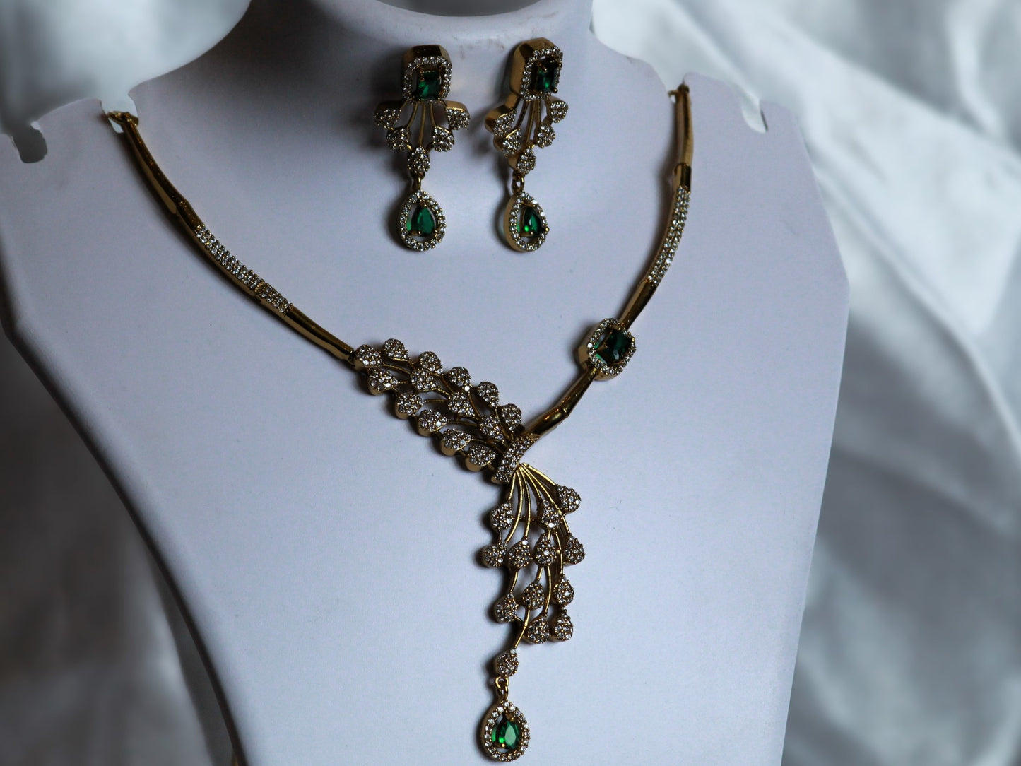 Green Raga Zirconia Hasli Set
