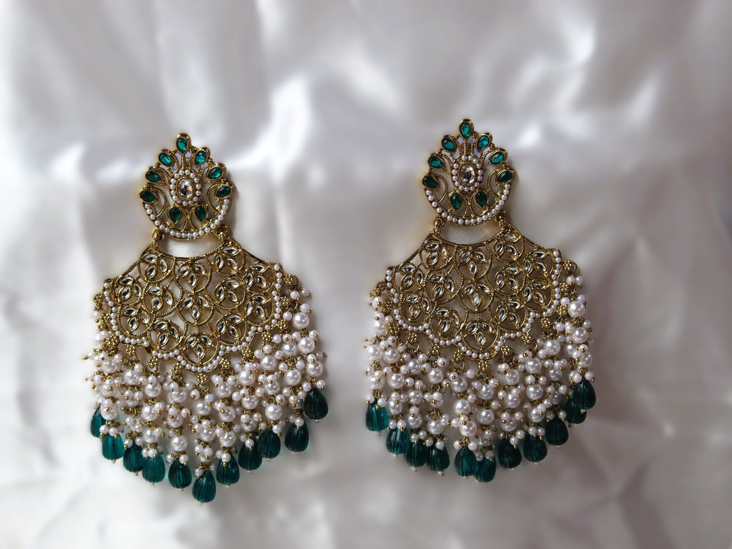 Green Ishani Chandbalis